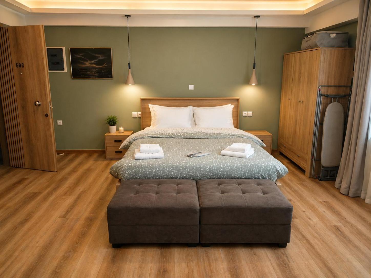 One-Bedroom Apartment