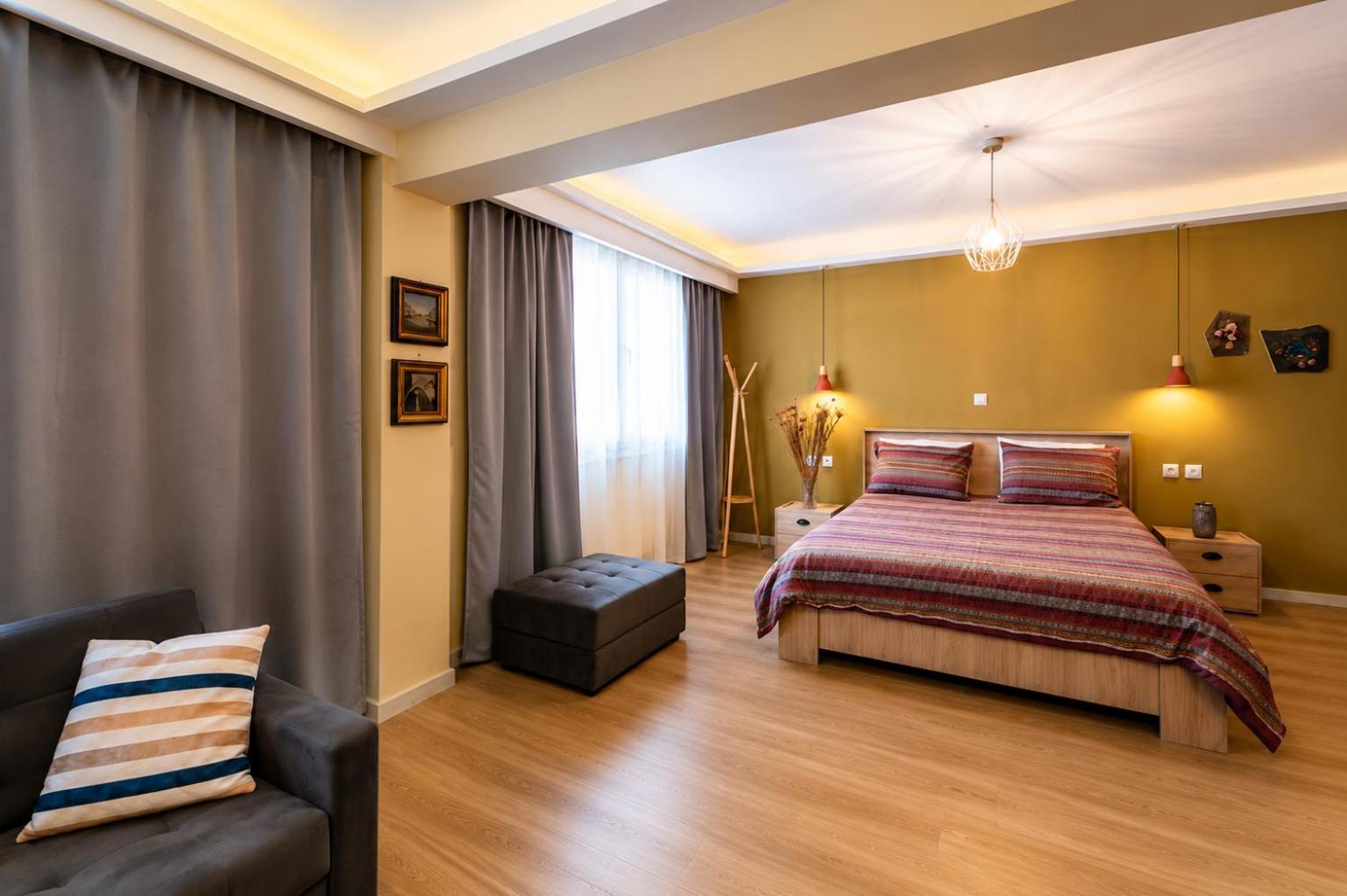 One-Bedroom Apartment