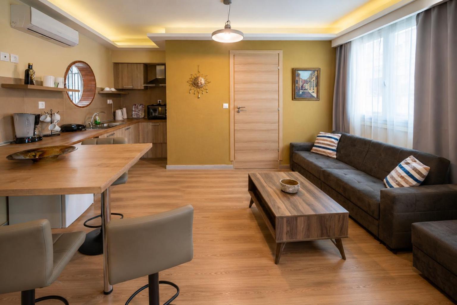 One-Bedroom Apartment